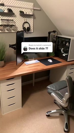 Replying to @haiivk What desk do you use? #desk #ikea #gamingsetup #foryoupage