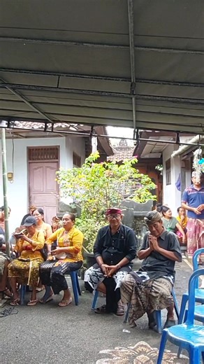 Melayat ke rumah duka Jro Mangku Pura Desa Adat Bantas, Desa Bantas, Kec. Selemadeg Timur, Rabu(25/2/26).