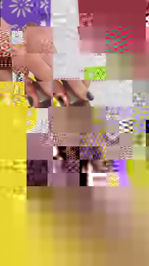 Piñata Cake!! 🎉🎉🎉 The only thing better than cake is a cake stuffed with candy! 🍬 And of course I couldn’t resist piping a piñata on my piñata cake! Perfect for birthdays and any party where you want cake to be the star of the show! #cake #cakedecorator #cakedecorating #cakedecoration #pinataparty #pinatacake #blackbuttercream #blackbuttercreamcake #cincodemayo #sugarhero #birthdayparty | SugarHero Dessert Recipes