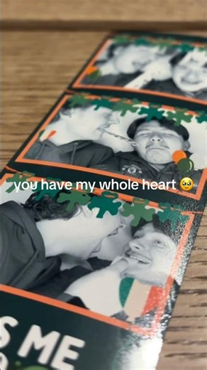 photo booth make out