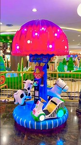 Carousel mobil mini dan sapi putih