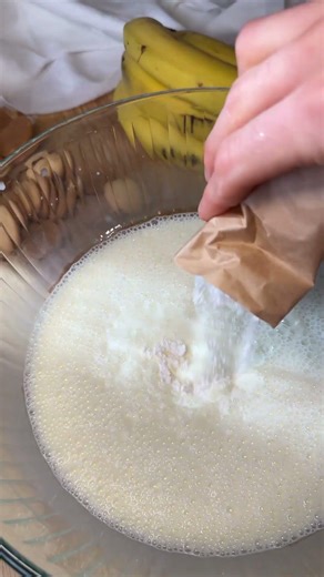 Magnolia Bakery’s Banana Pudding 🍰👀 #asmr #recipe