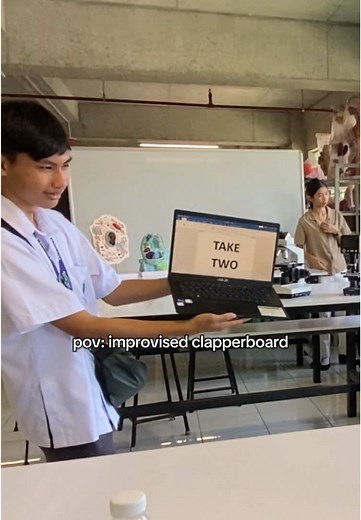 Creative Use of an Improvised Clapperboard in Filmmaking