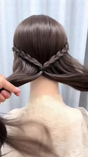気品あるお嬢様風アップヘアの作り方（簡単＆華やか）