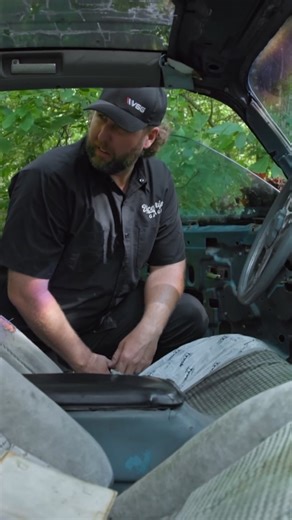 Alligator feet red onion = not a good smell 👃🤮 #RoadworthyRescues | Love Motoring