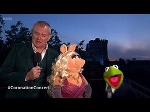 Kermit the Frog and Miss Piggy at The Coronation Concert 2023