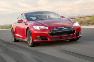 Let Elon Drive: Tesla Autopilot First Test (w/Video)