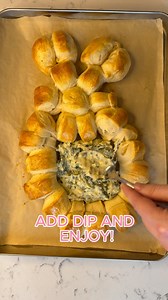 5.4K views · 18 reactions | Easy Easter appetizer!  * * * * #bunny #easter2025 #easter #easterdecor #easterideas #easterbunny #simplemeals #momideas #momsoftikok #toddlermom #MomHacks #momlife #ideas #cooking #deliciousfood #CookingWithLove #snacktime #yum #easybaking #foodie #snacks #eat #bakinglove #yummyfoodreels #foodlover #cookingvideo #foodreels #food | Bre and Kyle | Facebook