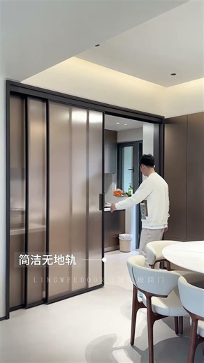 Who Invented the Wired Glass Triple Sliding Door? It's Absolutely Gorgeous!