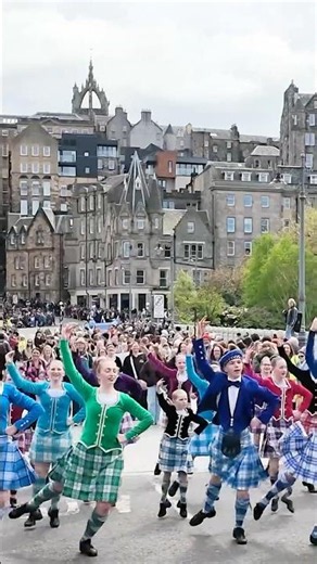 Lindsay School #highland #dance display in #edinburgh during 2026 #tartanparadescotland #shorts