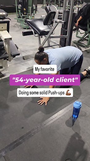 5 comments | Your aging story is written by you. ✍️ ​Challenges are inevitable. Defeat? That's optional. ​What script are you running right now? Let's change the channel. #wellnesscoach #wednesday #workoutsession #finacial #fitnesslife #Fitness #grouptraining #workoutclass #morningroutine #humbletx #castlebarbell #dedication #fitnesstrainer #personaltrainer #consistency | Anthony Henry | Facebook