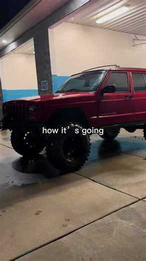 Red Jeep has grown up a little #jeep #jeepcherokee #xj #xjgraveyarf