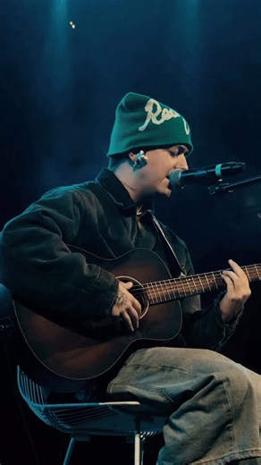 Jack Avery on Instagram: "got to perform take the wheel for the first time live and that shit was crazy. If u wanna see me do it again then COME SEE ME ON TOUR MFS. anyways, go stream this shit 🤞🏽"