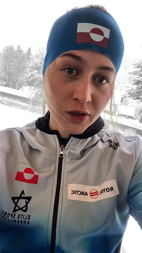 Fossil fuels winter sports = a relationship that’s doomed to fail🫠💔 @skifossilfree is calling on all athletes and fans to make them break up for good. Sign the petition in their bio now #skifossilfree #climatechange #stopgreenwashing | Ukaleq Slettemark