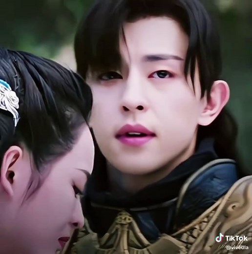 Nostalgia for Deng Lun: A Tribute to a Rare Talent