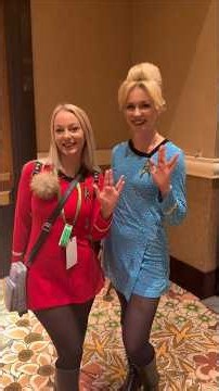 star trek las vegas ✨️ what an awesome comic con! so much star trek stuff all in one place #startrek