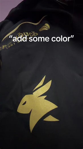 add some color 💙👀 lol