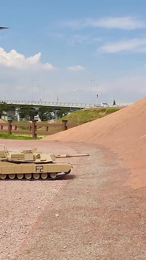 RC탱크 에이브람스: 완벽한 RC전차 리뷰