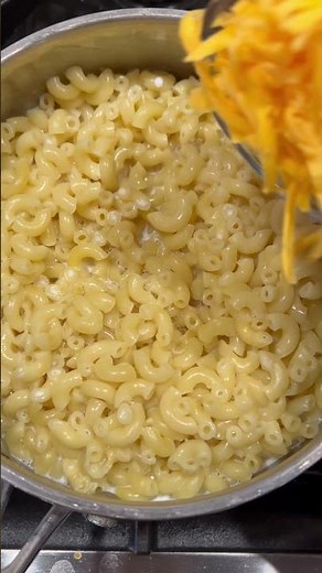 Simple three ingredient Mac and Cheese. Only needs macaroni, evaporated milk and cheddar cheese.