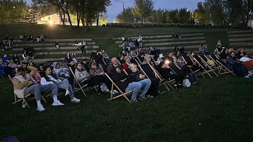 Kino plenerowe w Parku Krakowskim rusza 10 sierpnia! Sprawdź, jakie filmy czekają na was w kinie pod gwiazdami