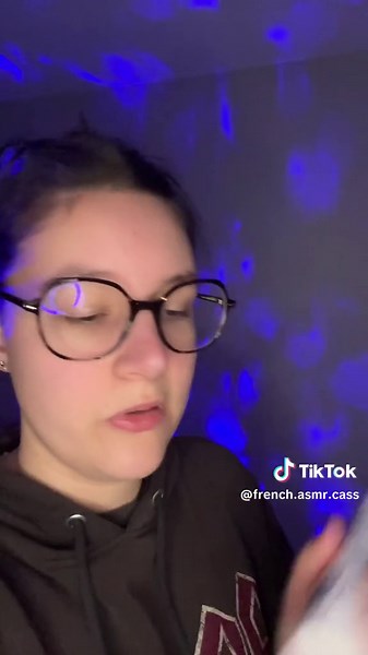 French ASMR Cass sur TikTok