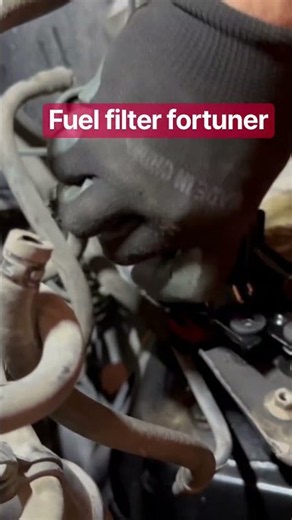 Fuel filter replacement #mechanic #diy #mechaniclife #reels #toyota #automobile #fortuner #filter