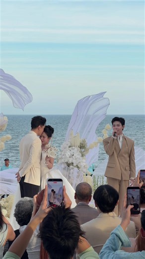 Thôi mà hong có khóc nè chị @Viên Vibi💕❤️