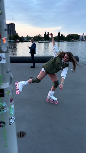 Rollerblading Basics: Beginner RollerSkates Tips and Tricks