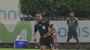 52K views · 219 reactions | ¿Qué se revisará y cómo funciona el uso del Video Assistant Referee (VAR) en la #LIGABancomerMX? En la #Jornada13 inician las pruebas pilotos previas a la certificación final por parte de FIFA y el IFAB. Arturo Brizio nos platica sobre el uso alrededor de esta nueva herramienta. | Liga BBVA MX | Facebook