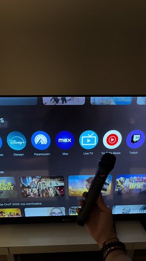 Conecta tus micrófonos a tu Sansui Smart TV Karaoke