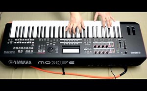 雅马哈键盘moxf6上手