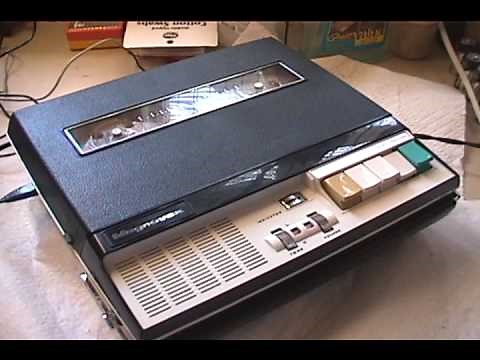Magnavox 2TR107M portable reel-to-reel tape recorder.
