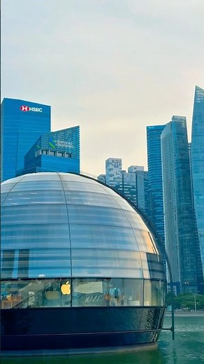 The Apple Store Everyone Wants to Visit 🇸🇬🍎 #singapore #apple #shorts