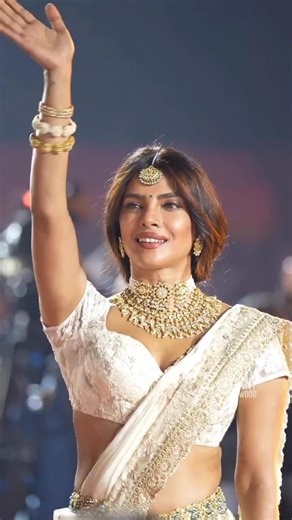 Priyanka Chopra Ka sach 😱🤯 #shortsfeed #viral #shorts #priyanka #priyankachopra #movie #shortsvideo