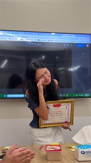 Farewell ở Unilever, challenge đến giây phút cuối cùng 🥹🫶🏼 Making this video made me cry again haha. They watched and helped me grow into the woman I am today. Thank you from the bottom of my heart!!