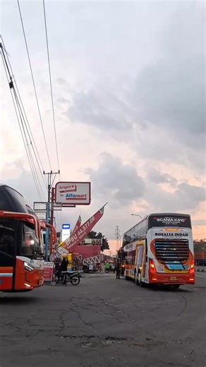 Agen Tiket Bus Rosalia Indah Ciputat. tersedia semua class dan tempat tujuan anda. untuk pemesanan tiket silahkan hubungi WhatsApp aget tiket resmi rosalia indah Ciputat ( 62-897-6933-532) atau yang ada di bio yuk pesan tiket sekarang sebelum kehabisan #agentiket #busrosaliaindah #ciputat #fypppppppppppppppppppppppppppppppppppppppppppppppppppppppppppppppppppp