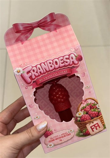 Lançamento do Gloss de Framboesa por Franciny Ehlke