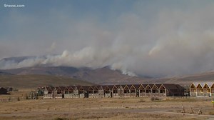 Colorado Gov. Polis discusses efforts to ensure social distancing amid wildfire evacuations