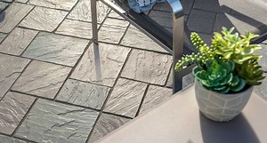 Choosing Between Pavers, Natural Stone and Porcelain Tile