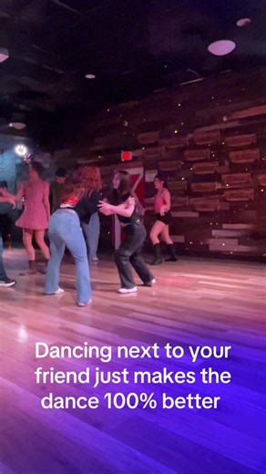 Love you @megs.steps #linedance #dance #cyberdrop #linedancing #friends