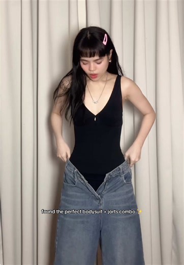 Stylish Bodysuit and Jorts Outfit Combination