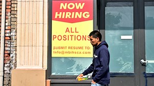 Cracks in the U.S. economy: Job growth slows 75% from a year ago
