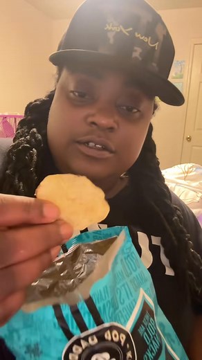 Bae Gotta Have That Crunch😋 #eatingshow #CillaPie #fblifestyle #TinkCillaPieMan | Cilla Pie