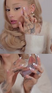 Ariana Grande wears her hair down for the first time this year