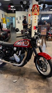 2.4K views · 23 reactions | New BSA Goldstar 650 Exhoust Sound #bsagoldstarsound #reels #viral | DEV MTR | Facebook