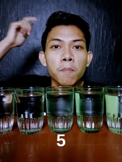 Rasa Tenggelam Minum 5 Gelas dalam 1 Menit!
