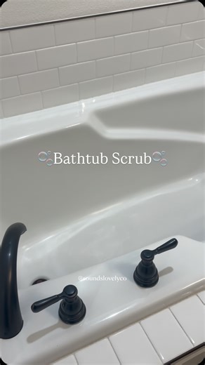 Ella | Scrubbing my bathtub on camera was a fun challenge. Since it’s tucked into the corner of my bathroom, it was a little tricky to capture.😅🛁... | Instagram