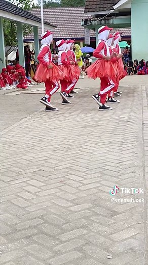 Masih edisi Senam #Lomba #senamanakindonesahebat