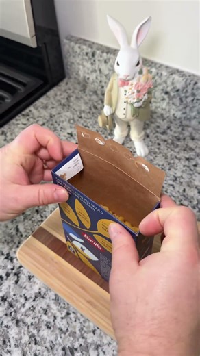 Pasta storage idea. #kitchenhack #homehacks #organizingtips