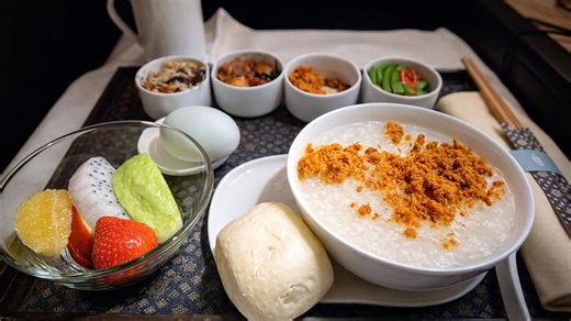 Full dining experience on China Airlines business class